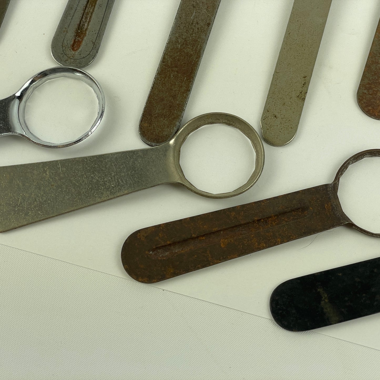 Jan Lot 16- Watchmaker’s Selection of Handheld Waterproof Case Wrenches