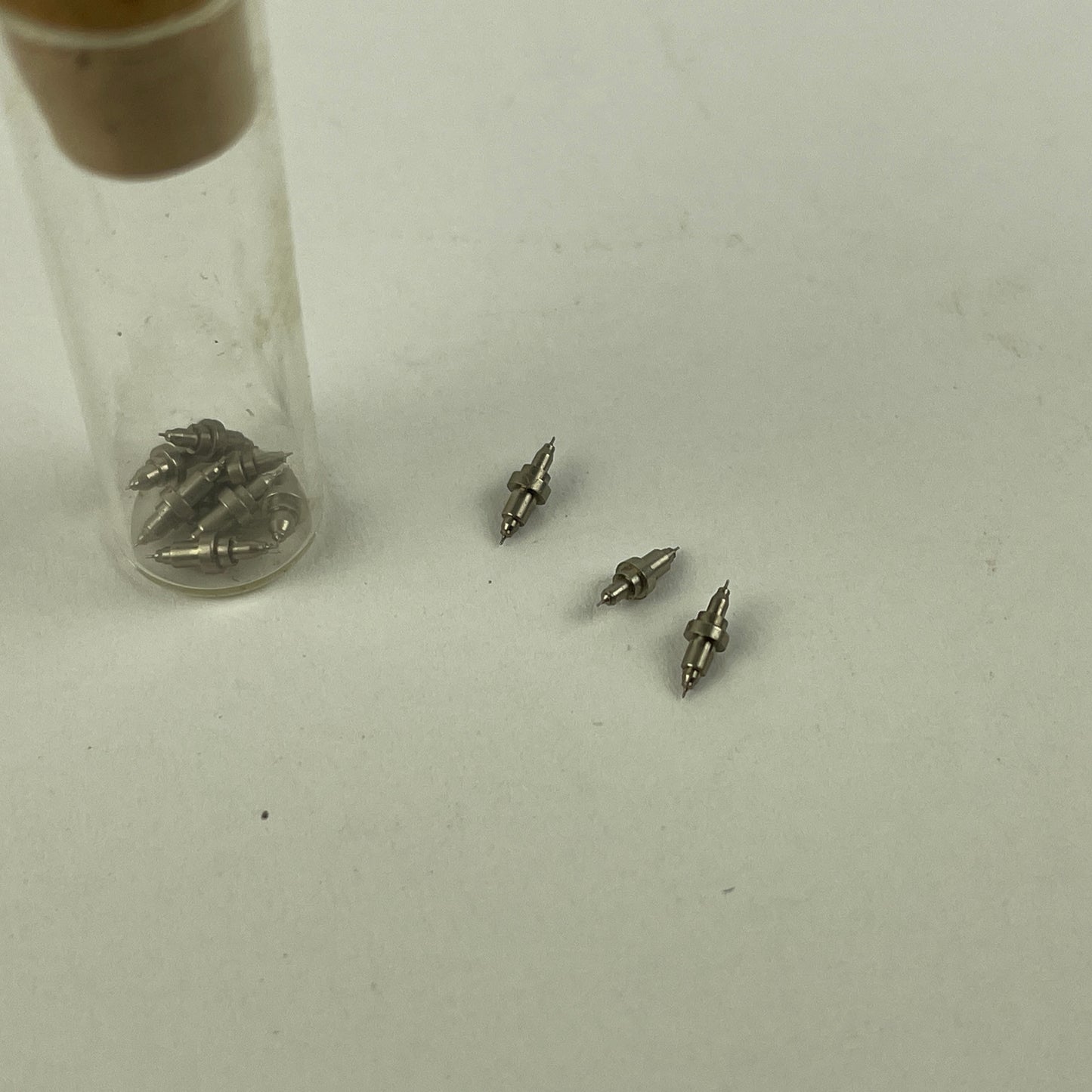 Jan Lot 17- Hamilton 16 Size #434 Pocket Watch Balance Staffs