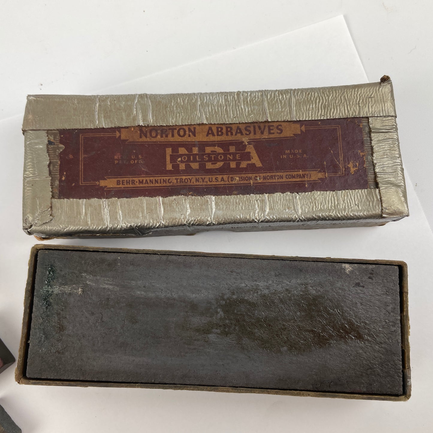 Jan Lot 23- Watchmaker’s & Clockmaker’s Polishing & Sharpening Stones