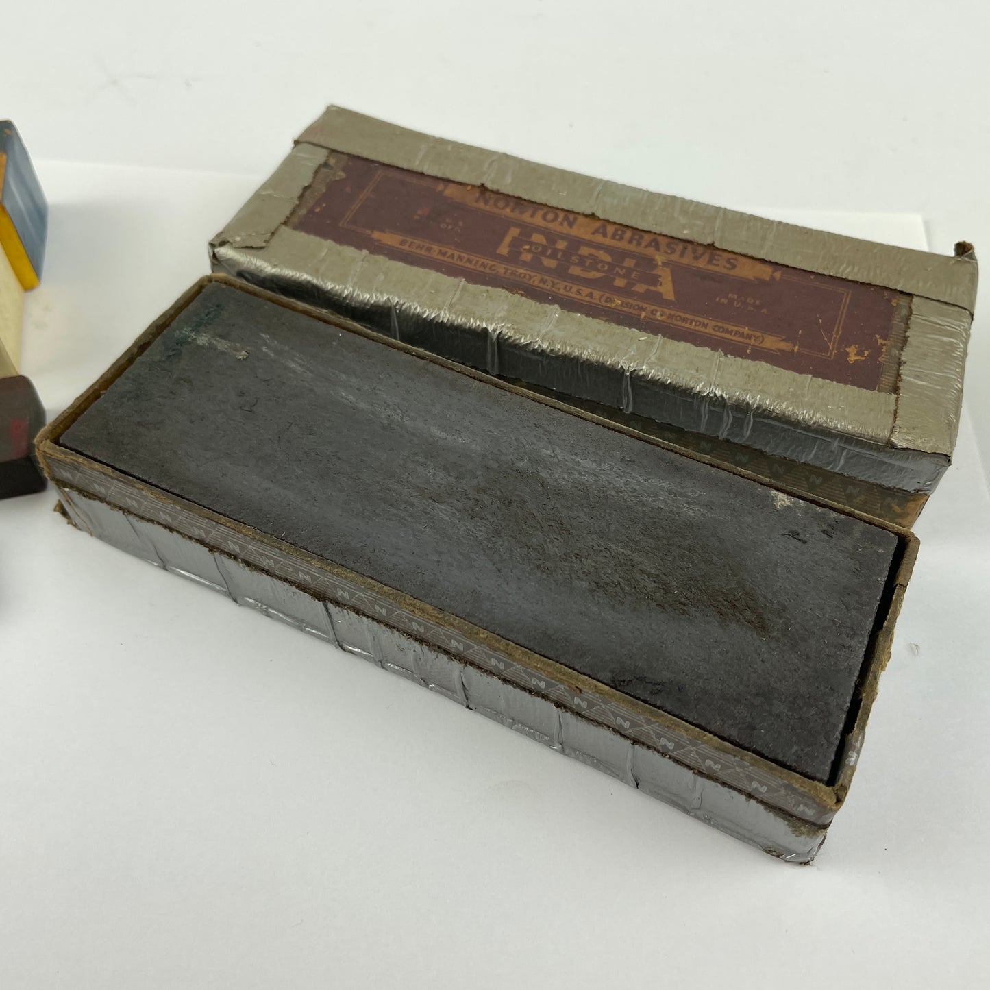 Jan Lot 23- Watchmaker’s & Clockmaker’s Polishing & Sharpening Stones