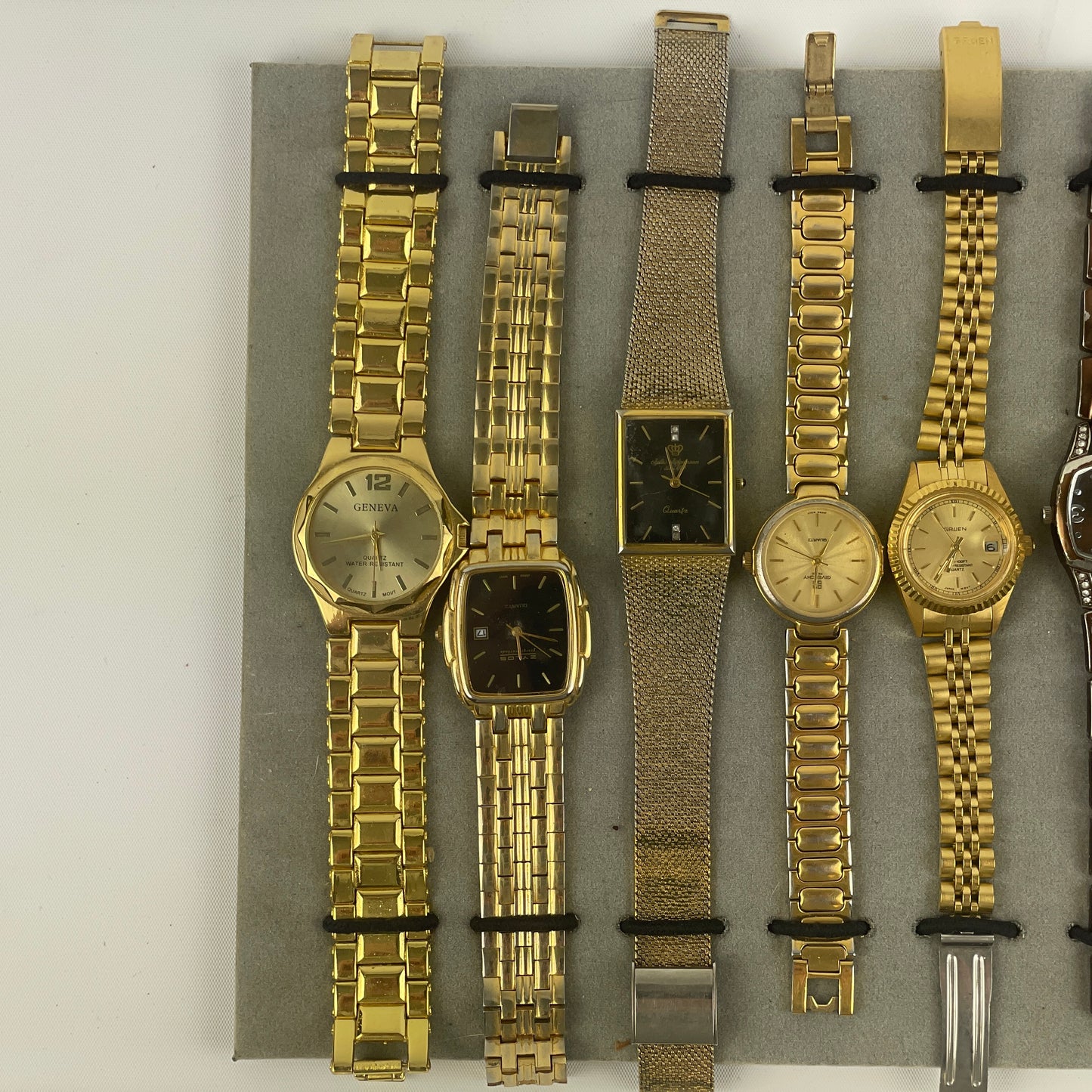 Jan Lot 45- Watchmaker’s tray of Quartz Wristwatches