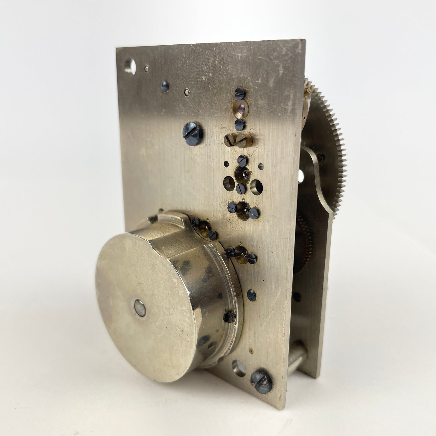 Jan Lot 50- Sargent bank Vault Clock