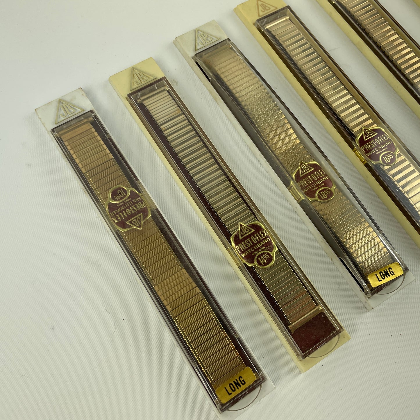 Jan Lot 87- Men’s Vintage Yellow NOS Expansion Bands