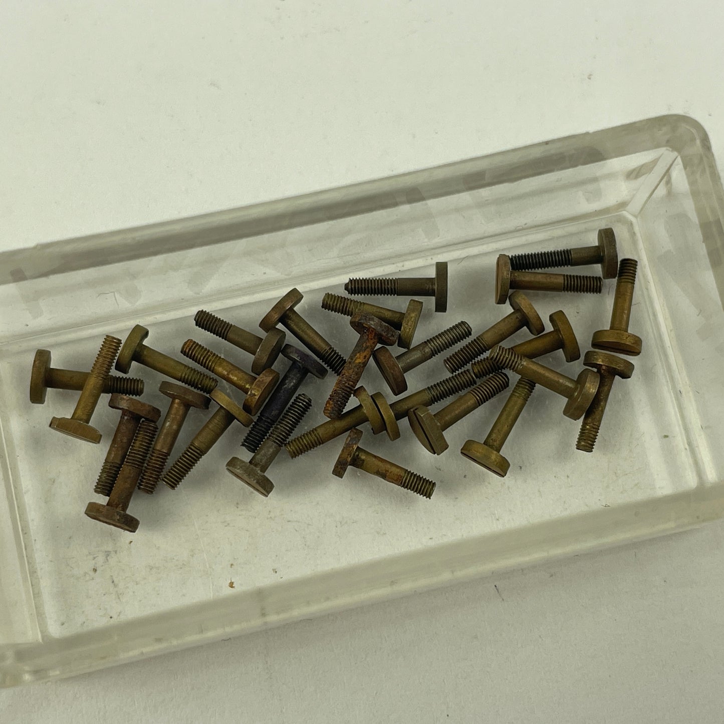 Jan Lot 104- Hampden 18 Size D-Shaped Pocket Watch Case Screws