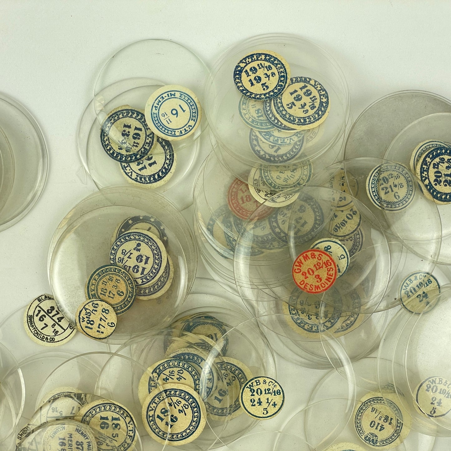 Jan Lot 116- 100 NOS Glass Open Face & Hunting Labeled Crystals