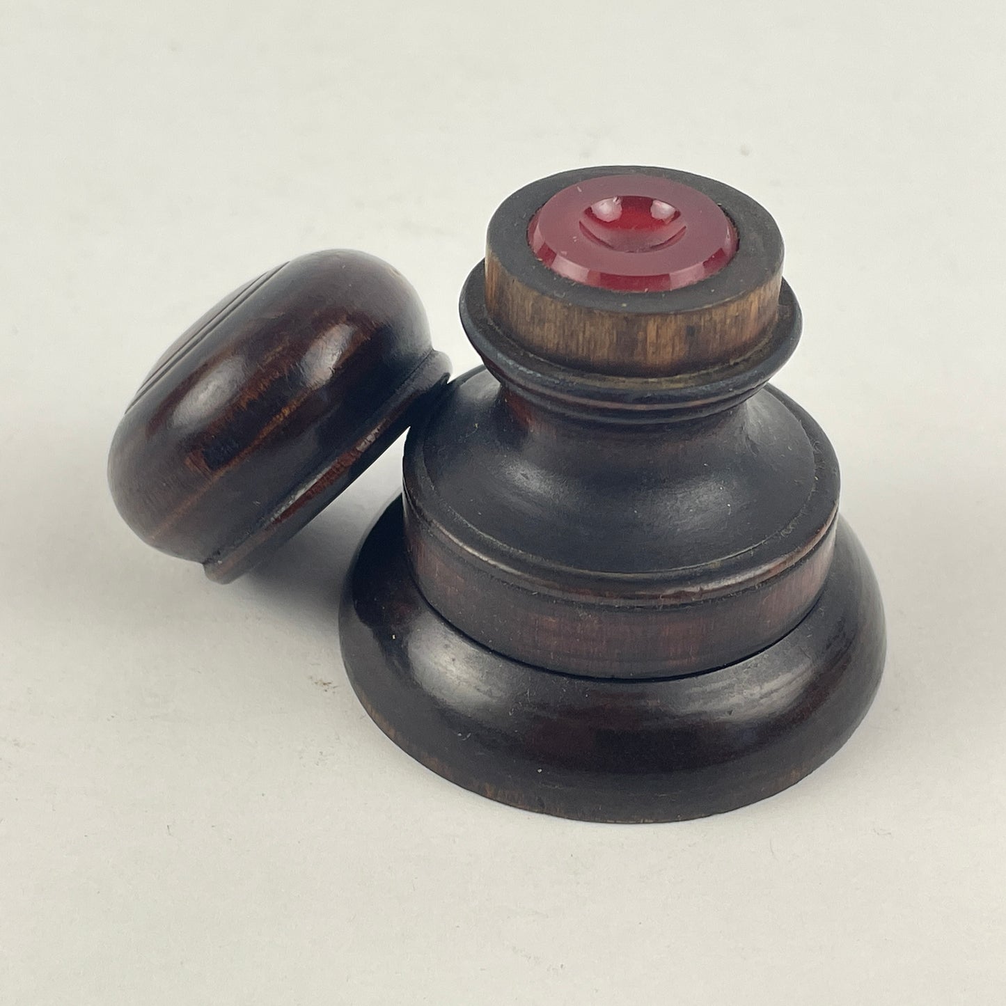 Jan Lot 120- Pair of Watchmaker’s Wood Stand Oil Cups w/ Agate Oil Cup