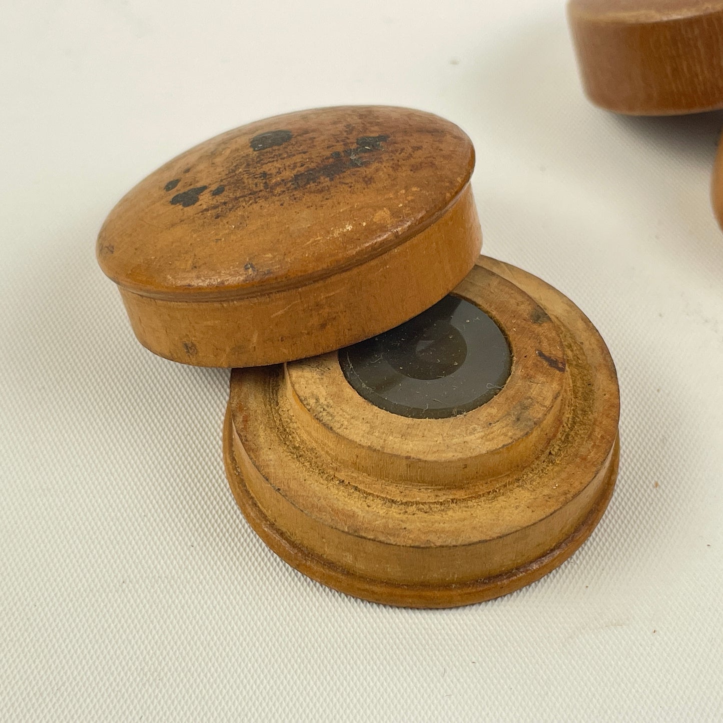 Jan Lot 125- Watchmaker’s Antique Wood Stand Oil Cups w/ Agate Oil Cups
