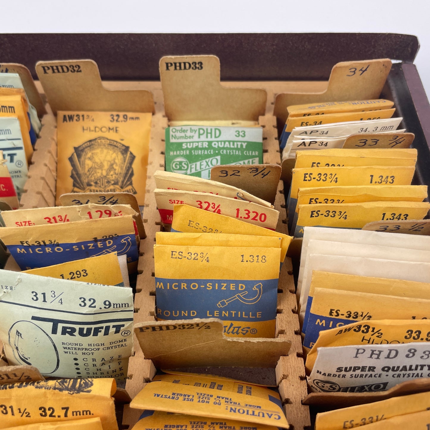 Jan Lot 130- NOS Hi-Dome Crystal Tray