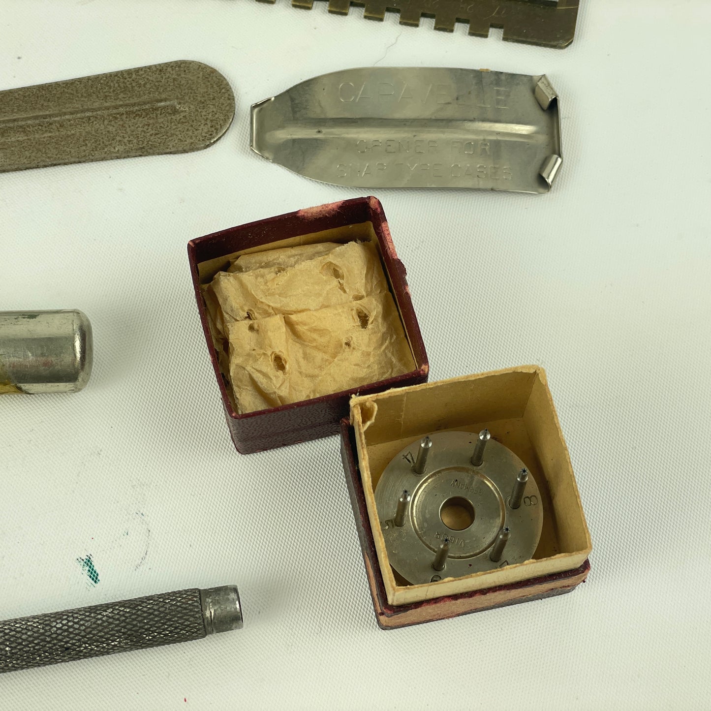 Jan Lot 135- Watchmaker’s Selection of Bench Tools