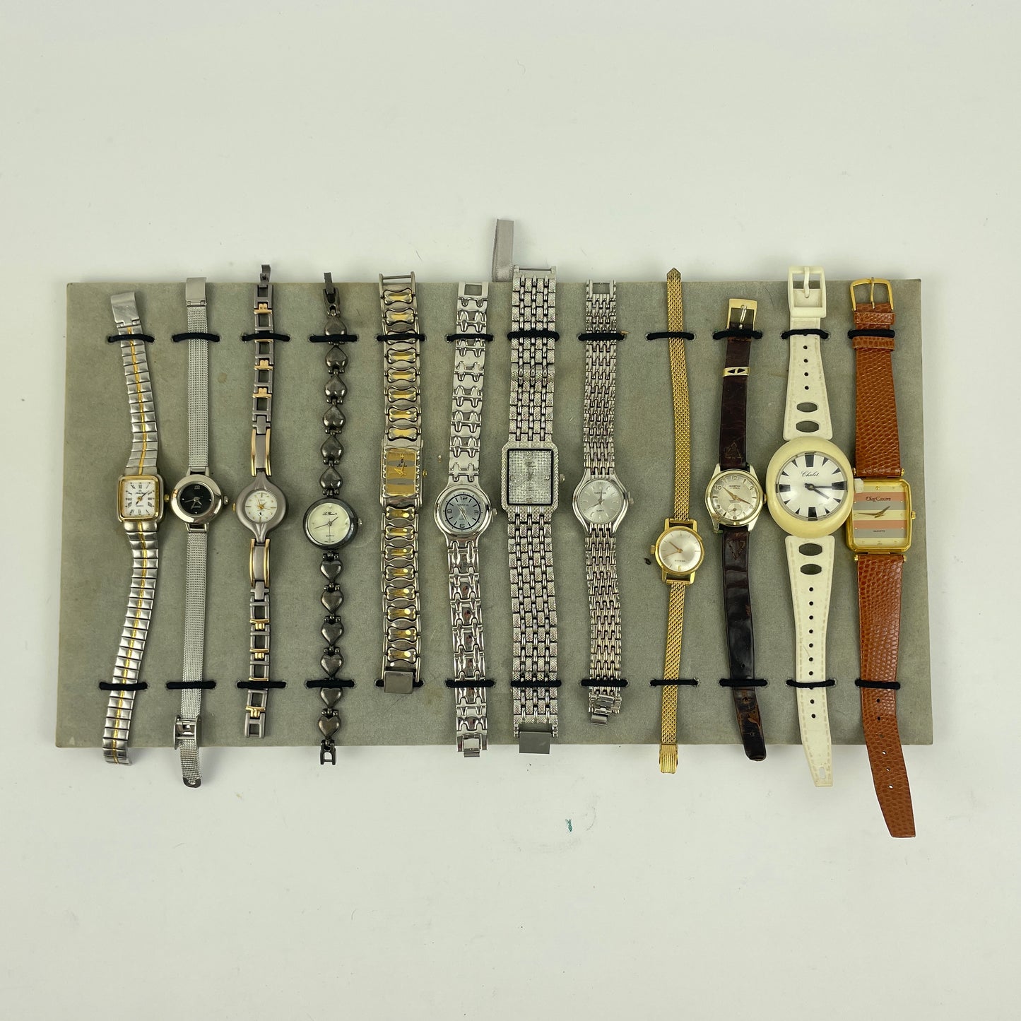Jan Lot 143- Watchmaker’s Tray of Quartz Wristwatches