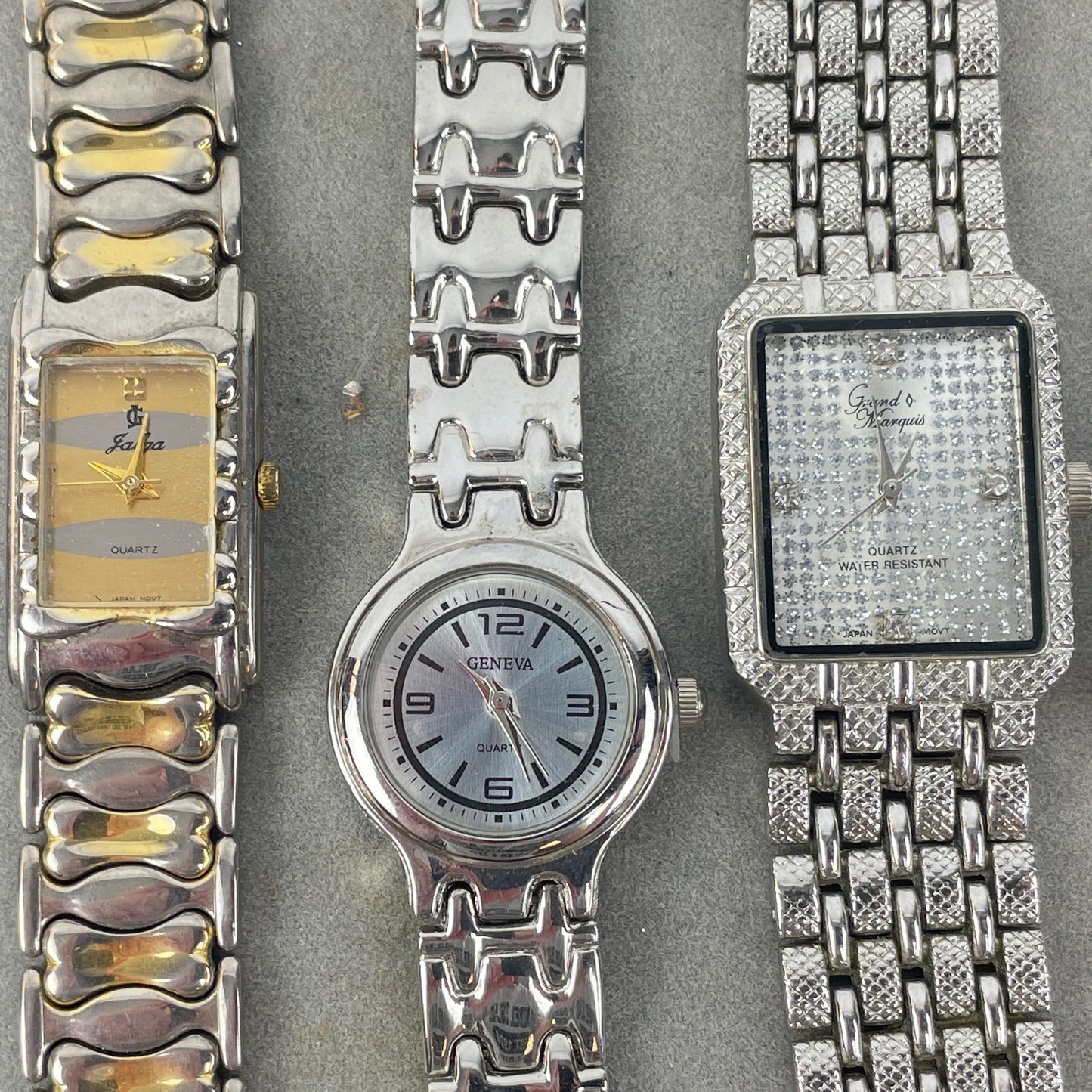 Jan Lot 143- Watchmaker’s Tray of Quartz Wristwatches