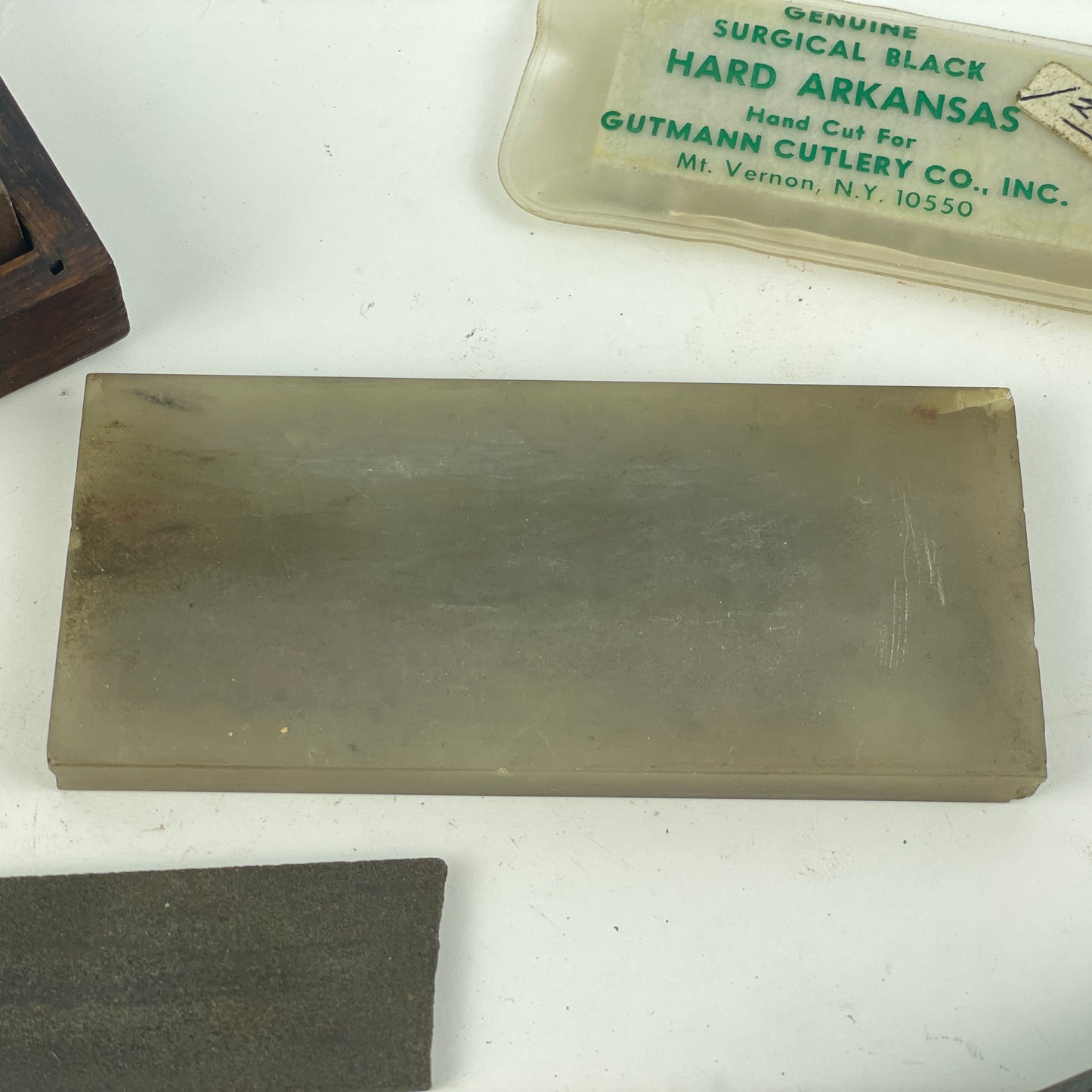 Jan Lot 146- Watchmaker’s Assortment of Hard Arkansas Stones & Other Stones