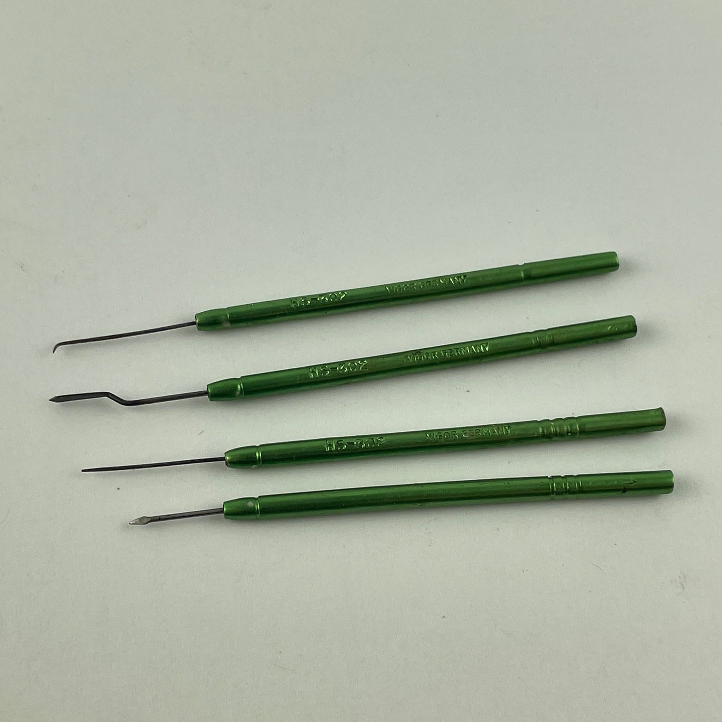 Lot 26- Vigor Hairspring Levelers