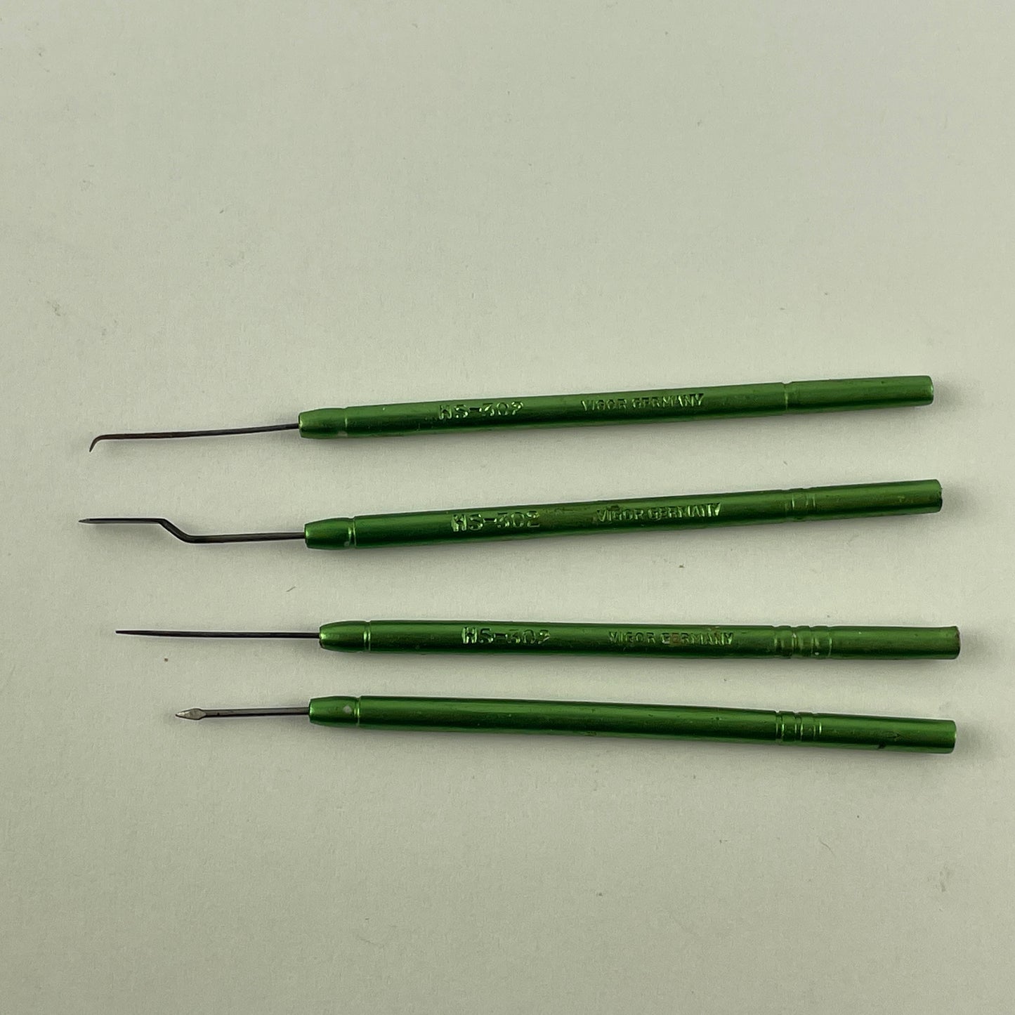 Lot 26- Vigor Hairspring Levelers