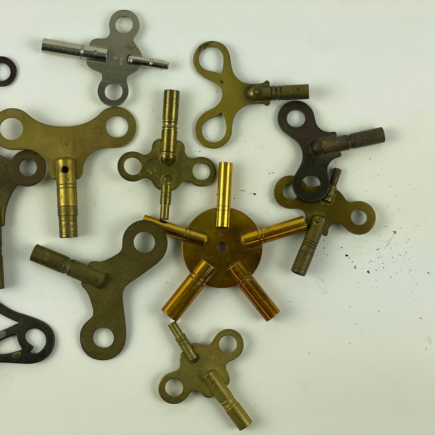Lot 49- Clock Winding Keys (18)