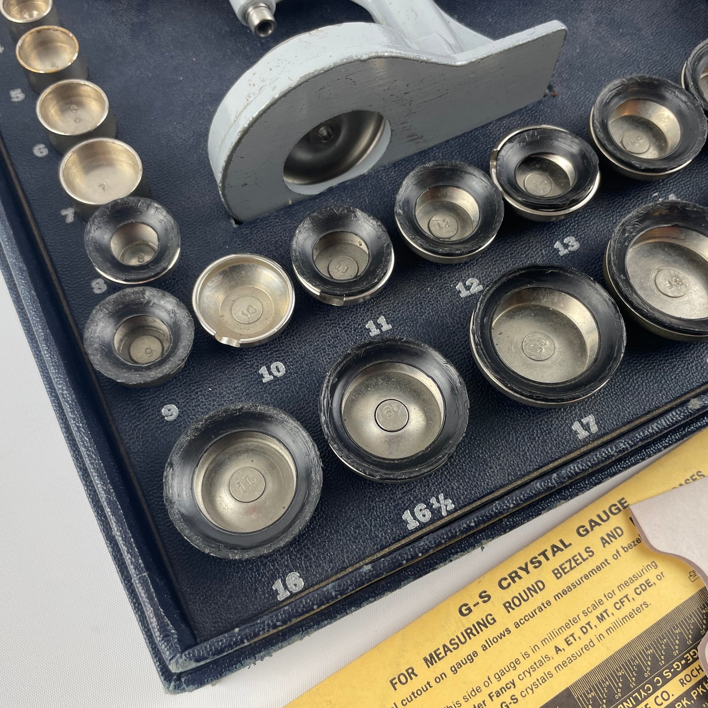 Lot 43- G-S Crystal Inserting Set