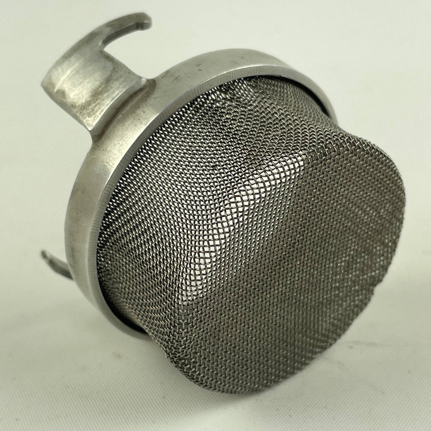 Lot 50- L&R Junior Ultrasonic Basket with Both Covers