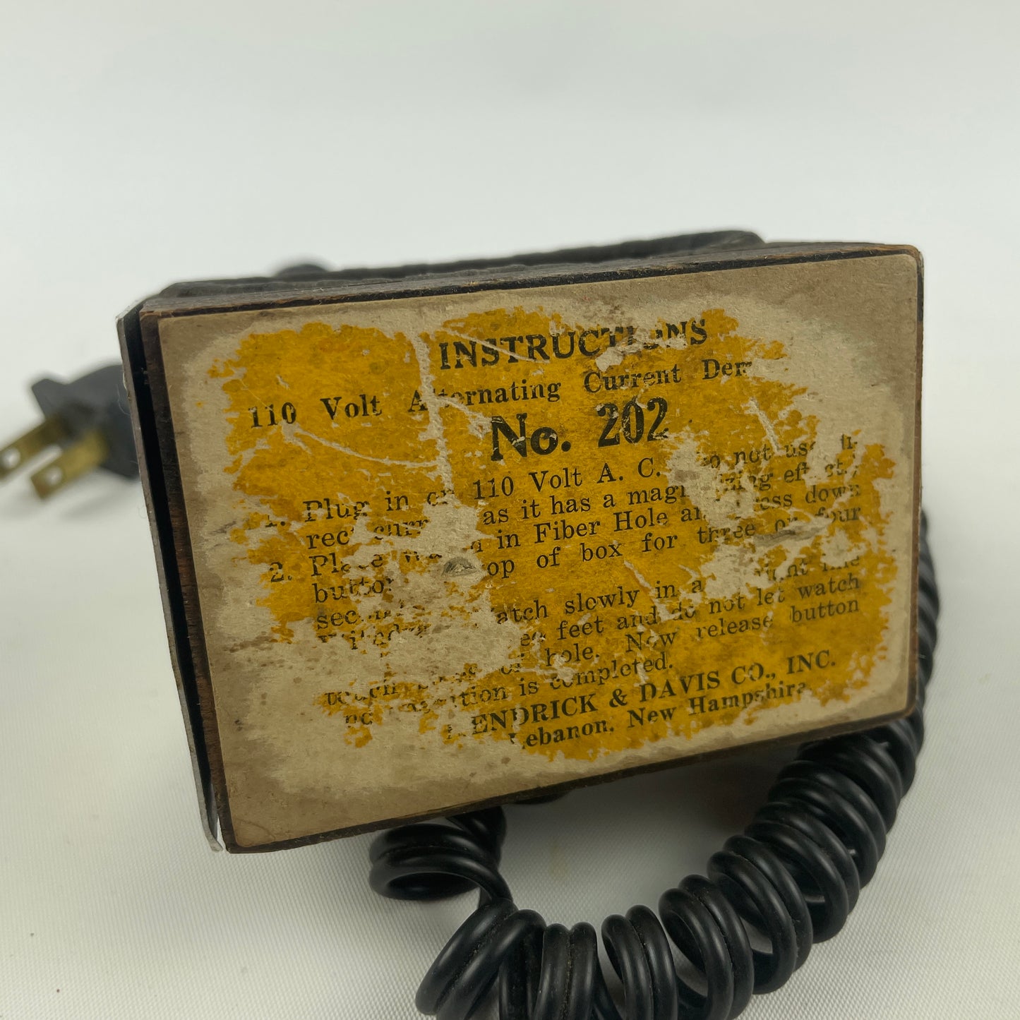 Lot 72- Kendrick & Davis No. 202 Demagnetizer