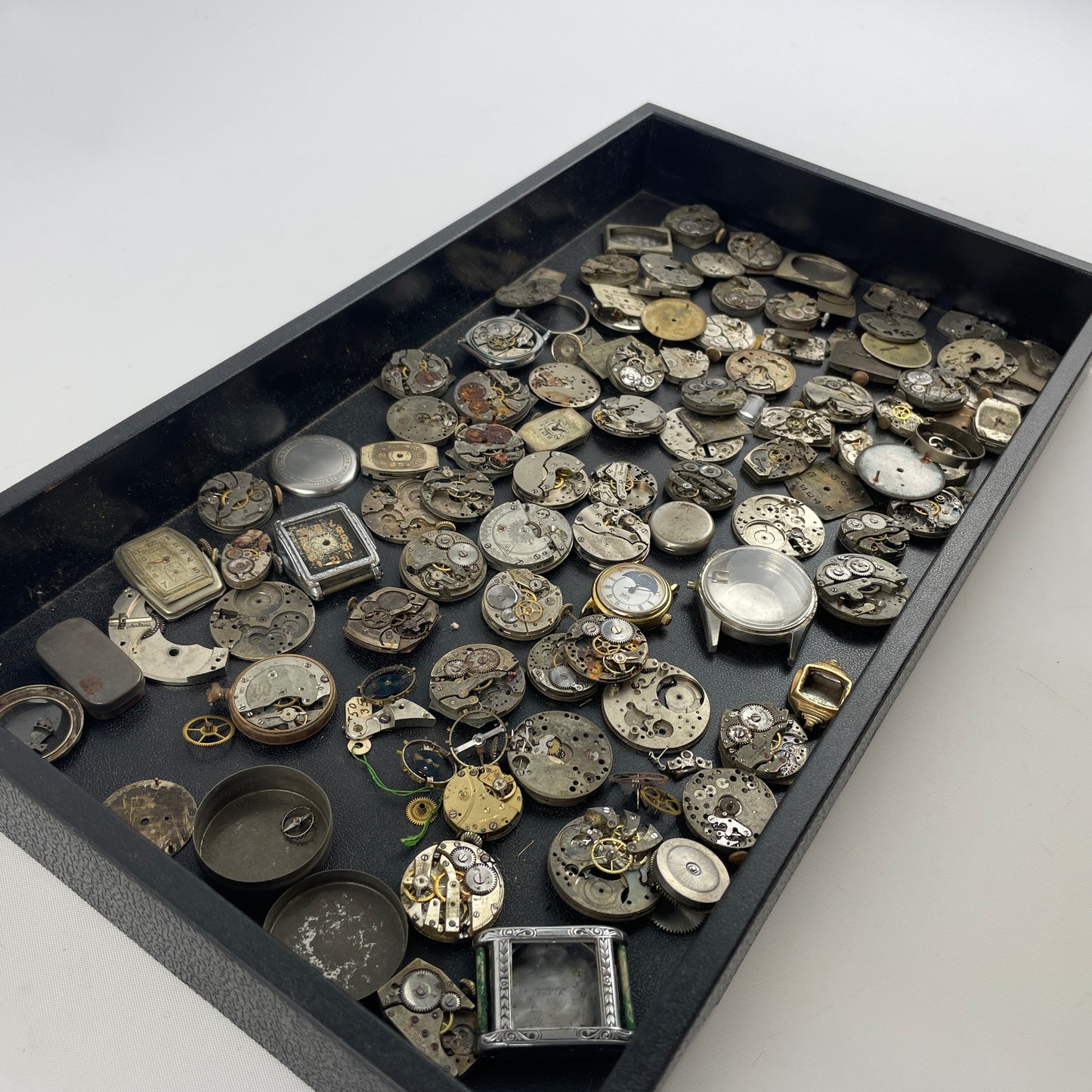 Lot 113- Vintage Movement Tray Lot