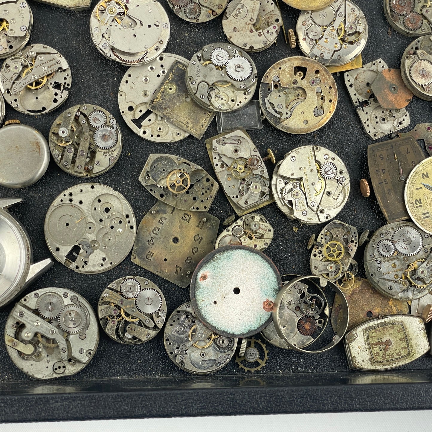 Lot 113- Vintage Movement Tray Lot