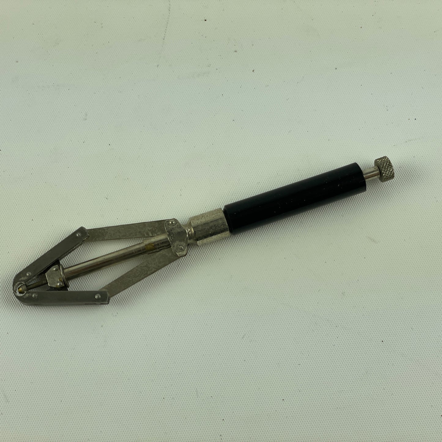 Feb Lot 13- Kendrick & Davis “SENSIBLE” Boxed Hand Remover