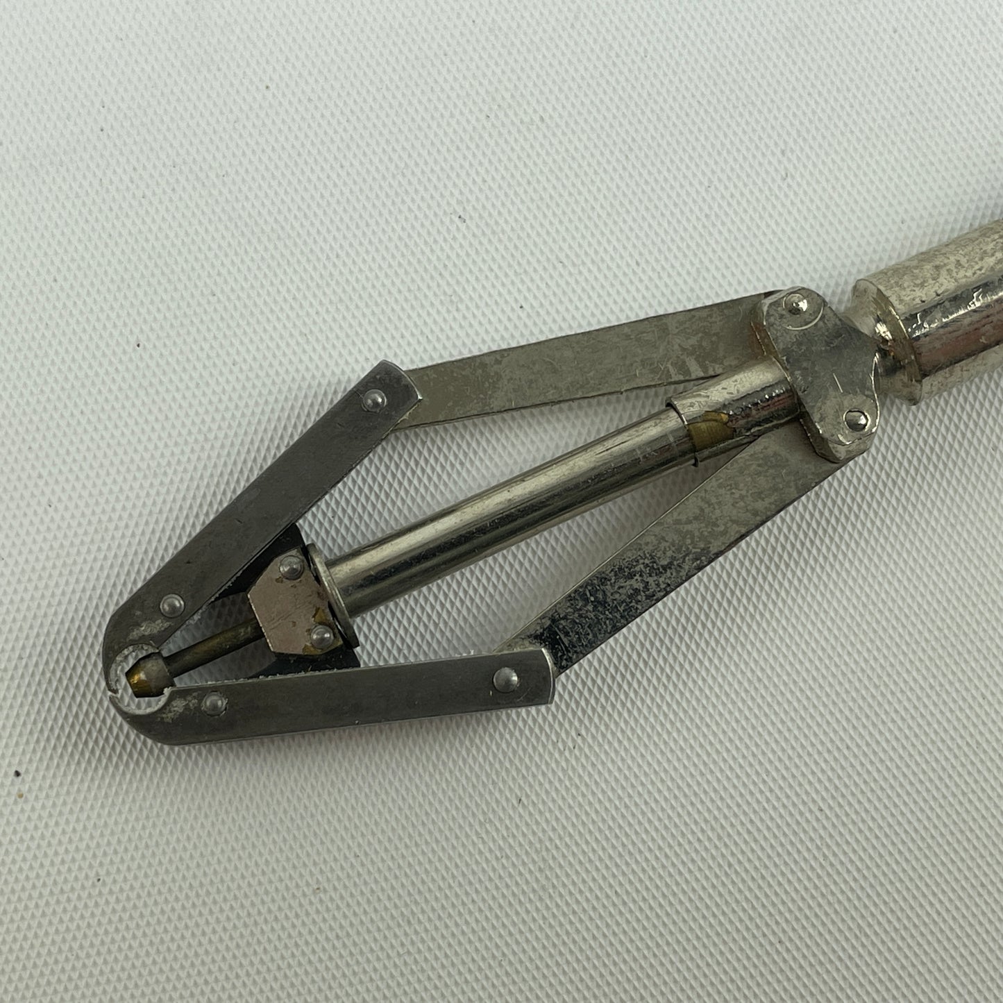 Feb Lot 13- Kendrick & Davis “SENSIBLE” Boxed Hand Remover