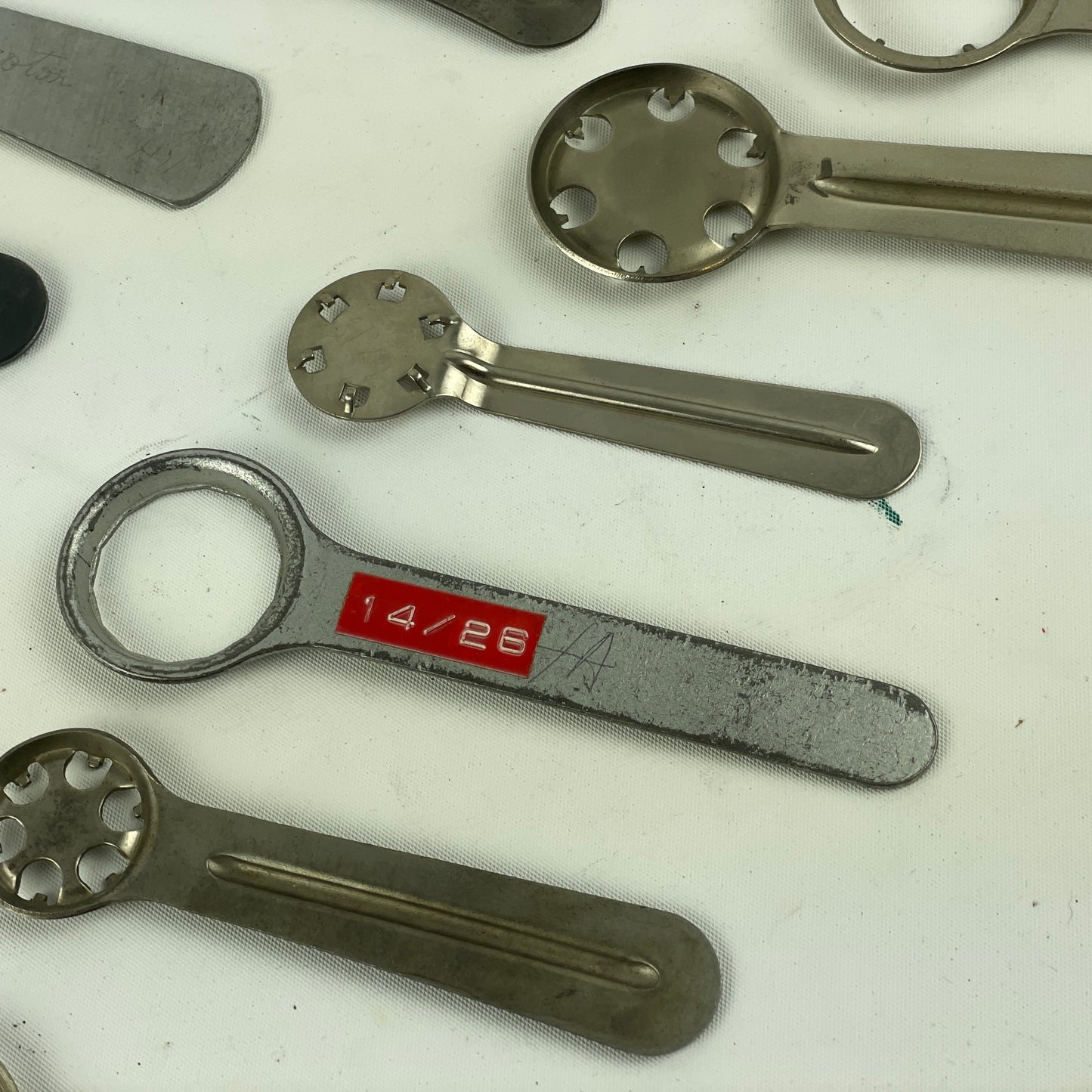 Feb Lot 55- Watchmaker’s Selection of Waterproof Round Wristwatch Case Wrenches