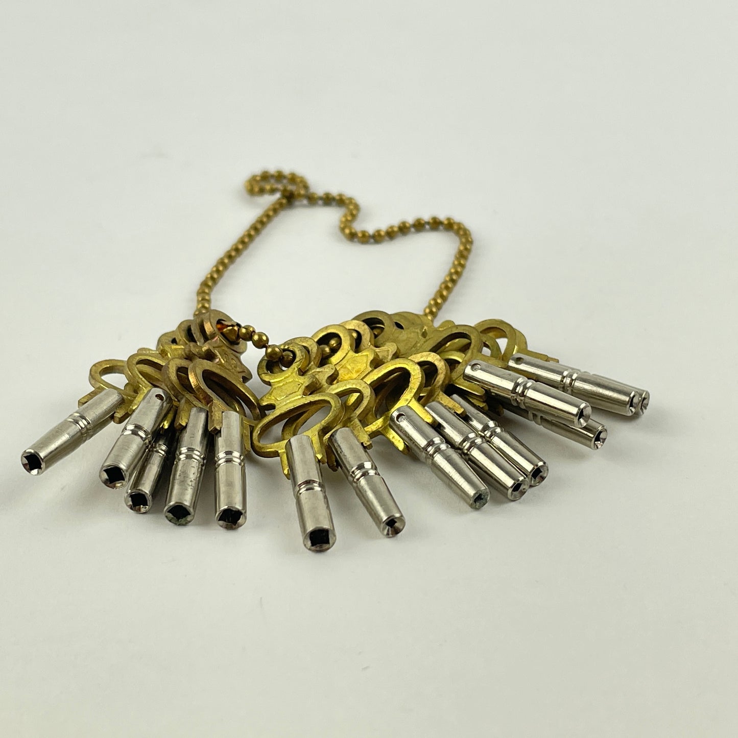 Feb Lot 115- Swiss Modern Pocket Watch Keys Set of (14)