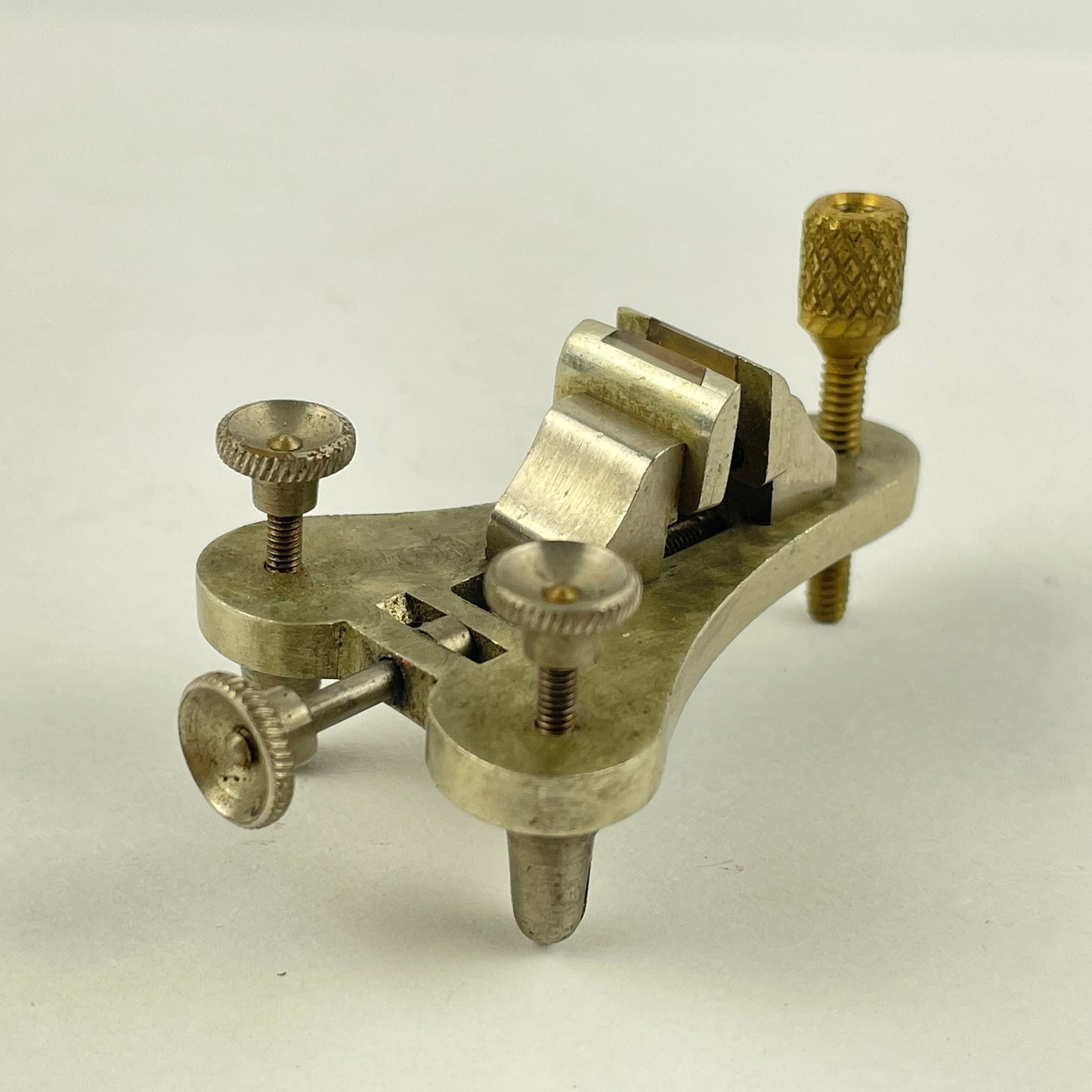 Feb Lot 122- Bracelet & Lapel Sapphire Jaw Poising Tool
