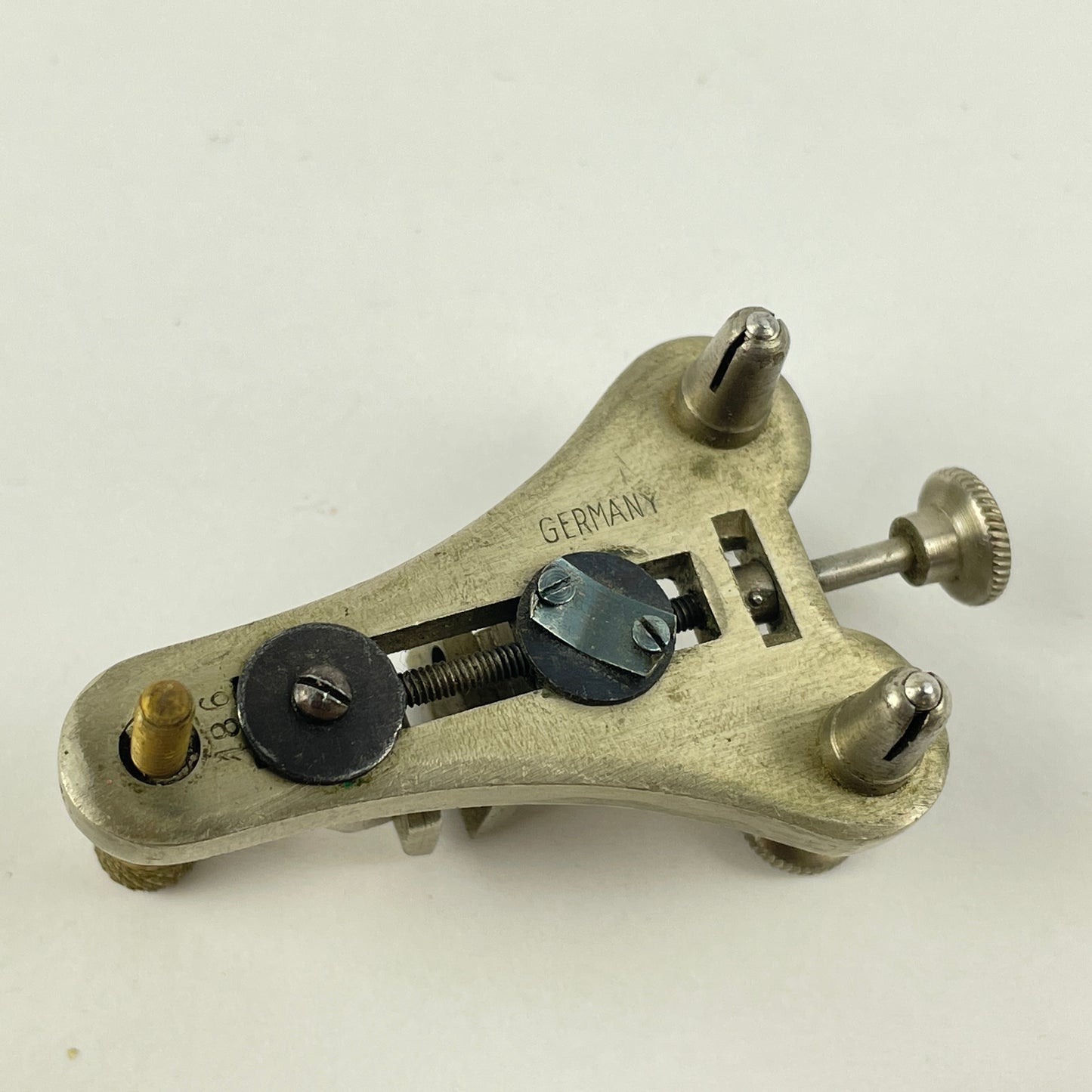 Feb Lot 122- Bracelet & Lapel Sapphire Jaw Poising Tool