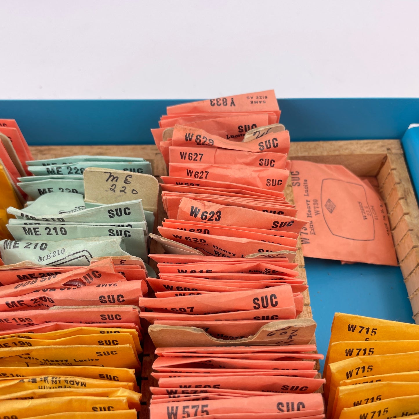 Feb Lot 127- NOS SUC Fancy Wristwatch Crystal Tray 4