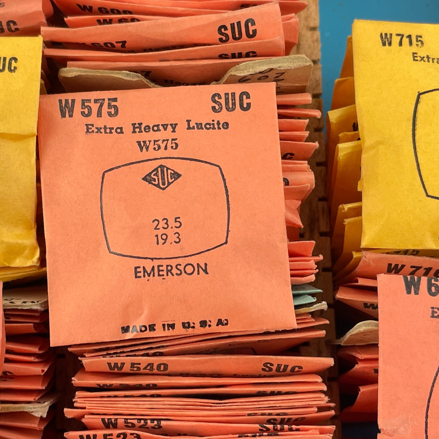 Feb Lot 127- NOS SUC Fancy Wristwatch Crystal Tray 4