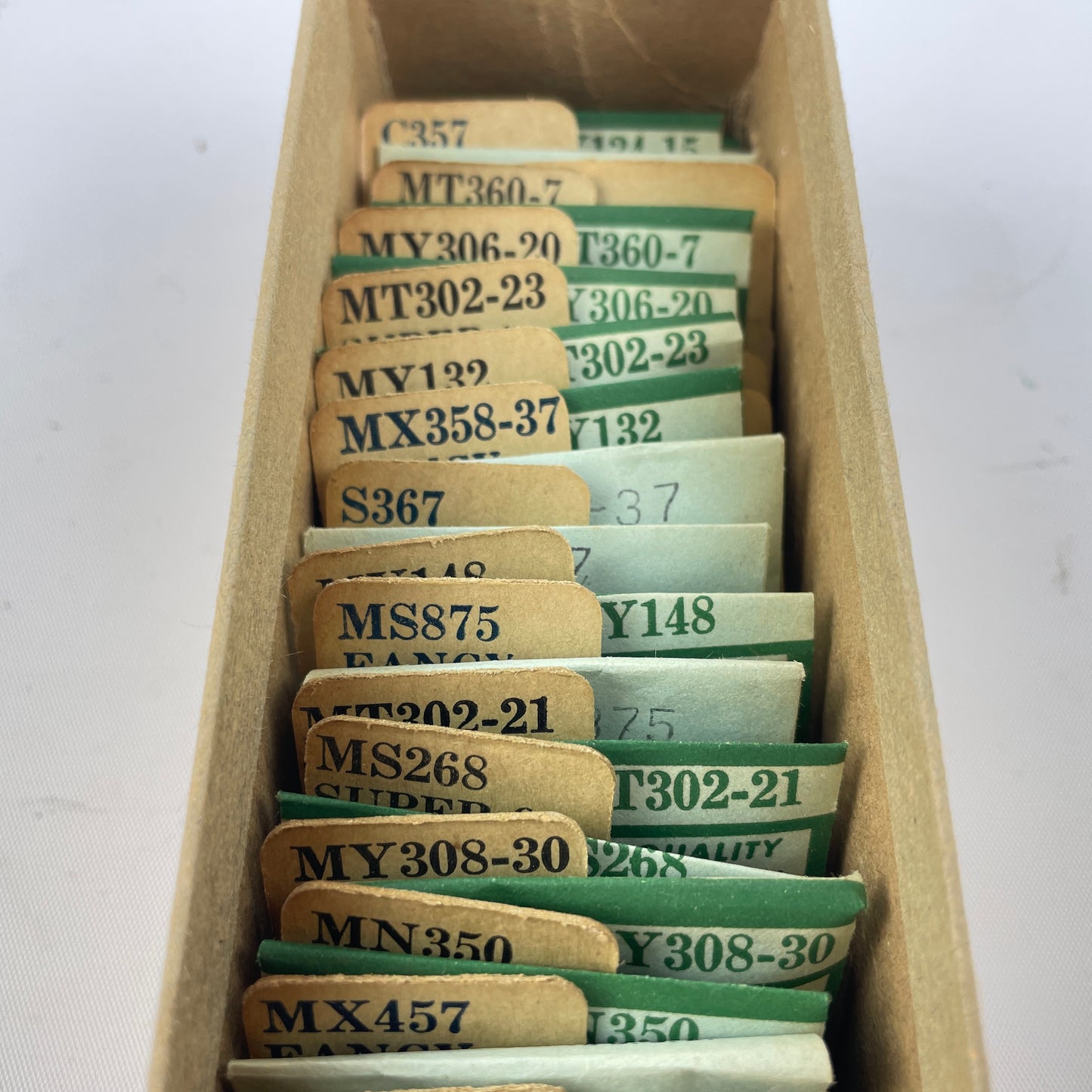 Feb Lot 27- NOS G-S Fancy Watch Crystal Assortment No. P121