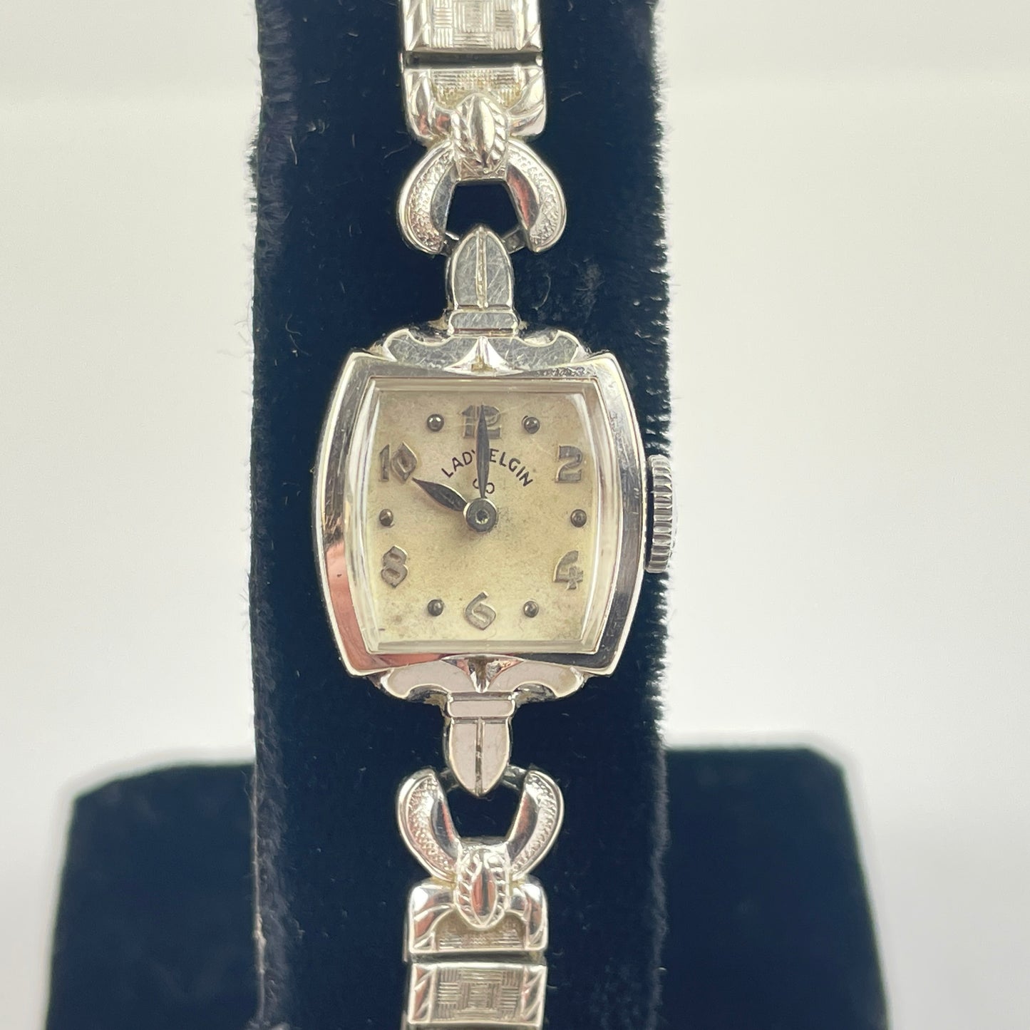 Lot 43- Lady Elgin Boxed Ladies Wristwatch