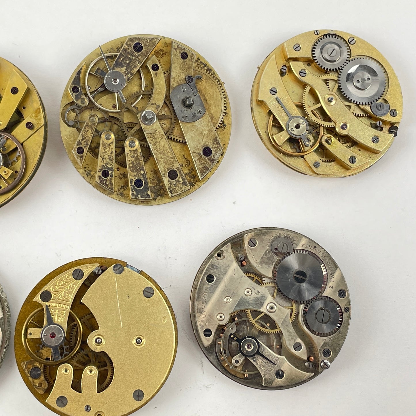 Lot 72- Swiss Pocket Watch Movement Assortment