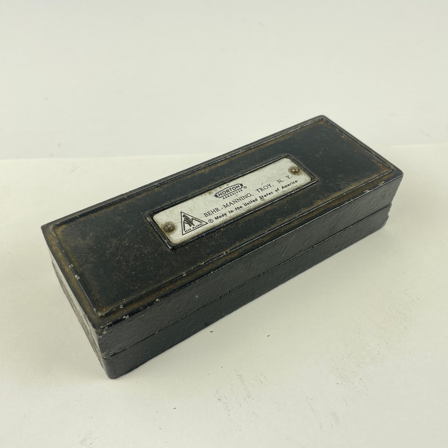 Lot 8- Sharpening Stones (4)