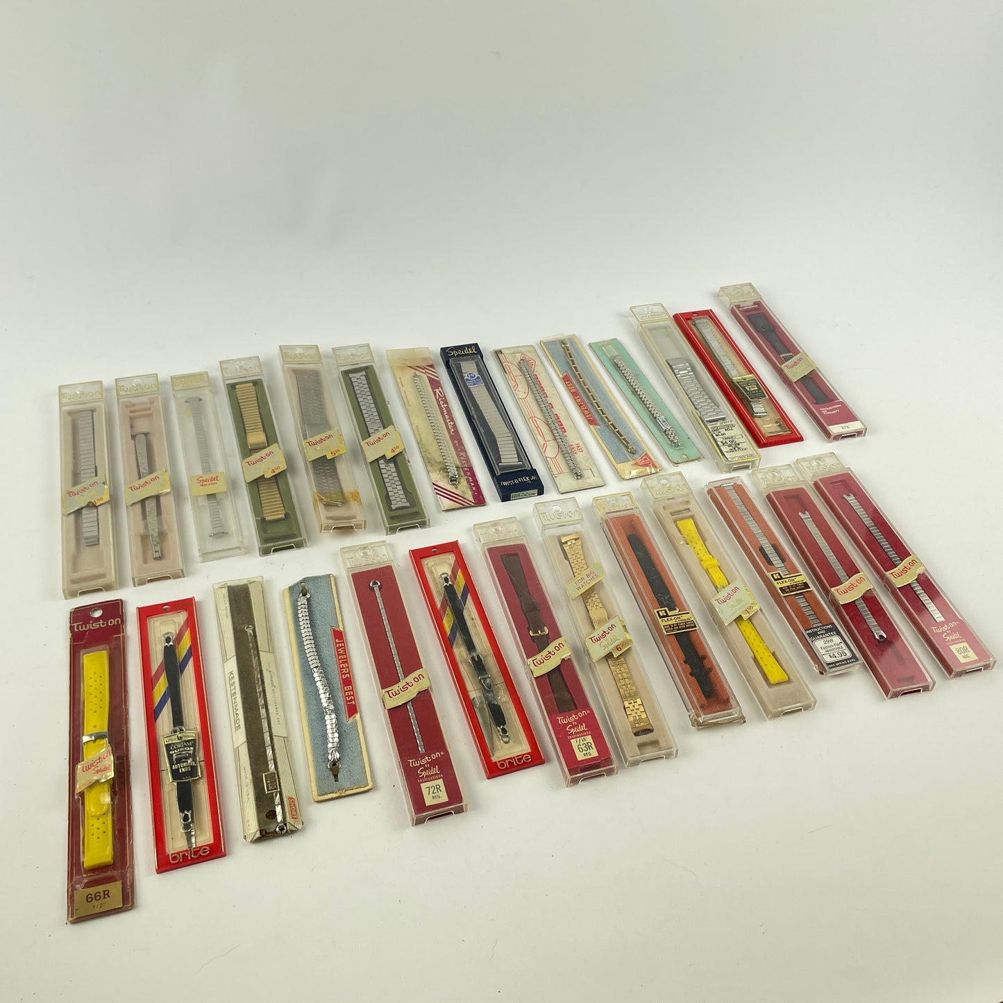 Lot 92- Men’s and Ladies Wristwatch Bands (27)