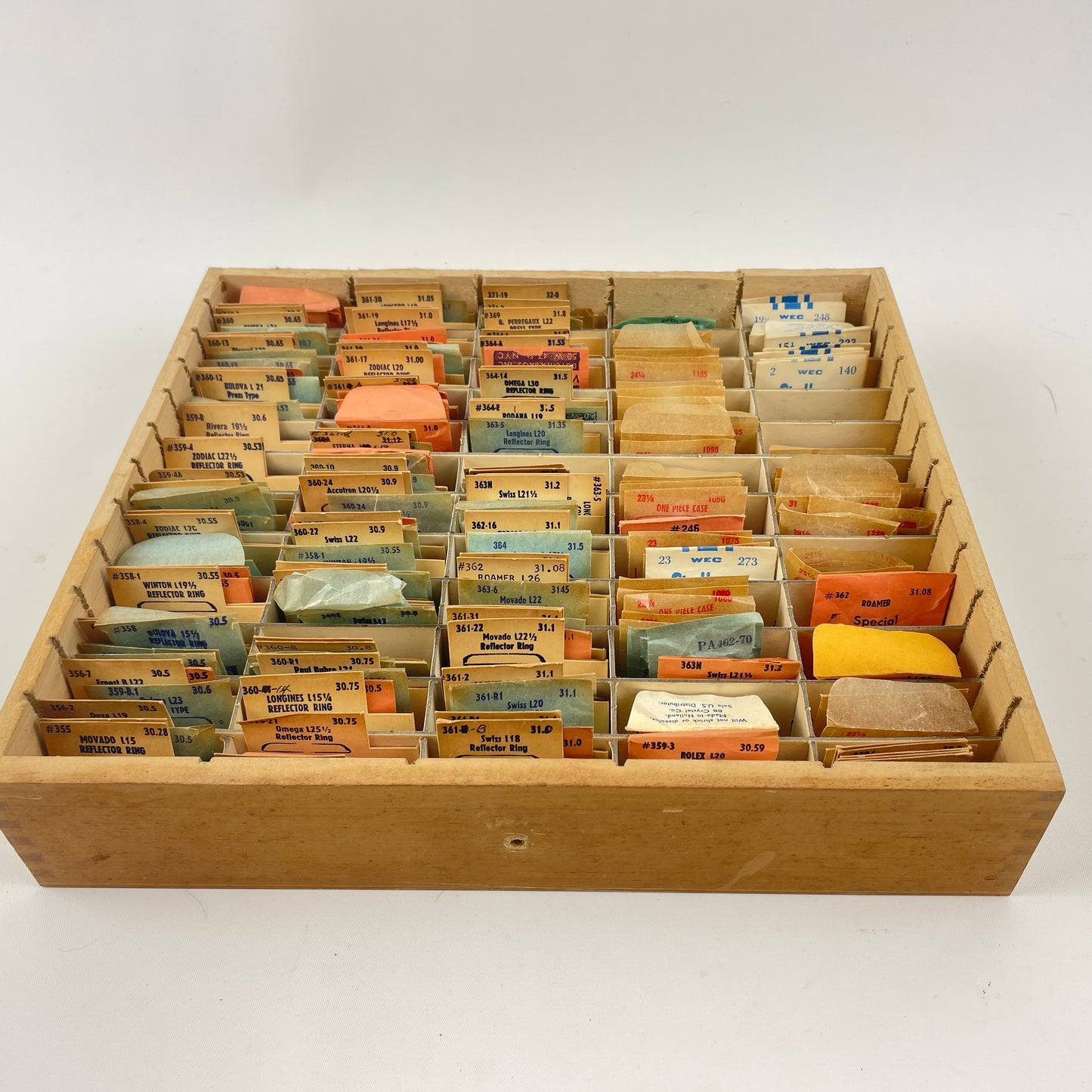 Lot 101- Watchmakers Assortment of Crystals