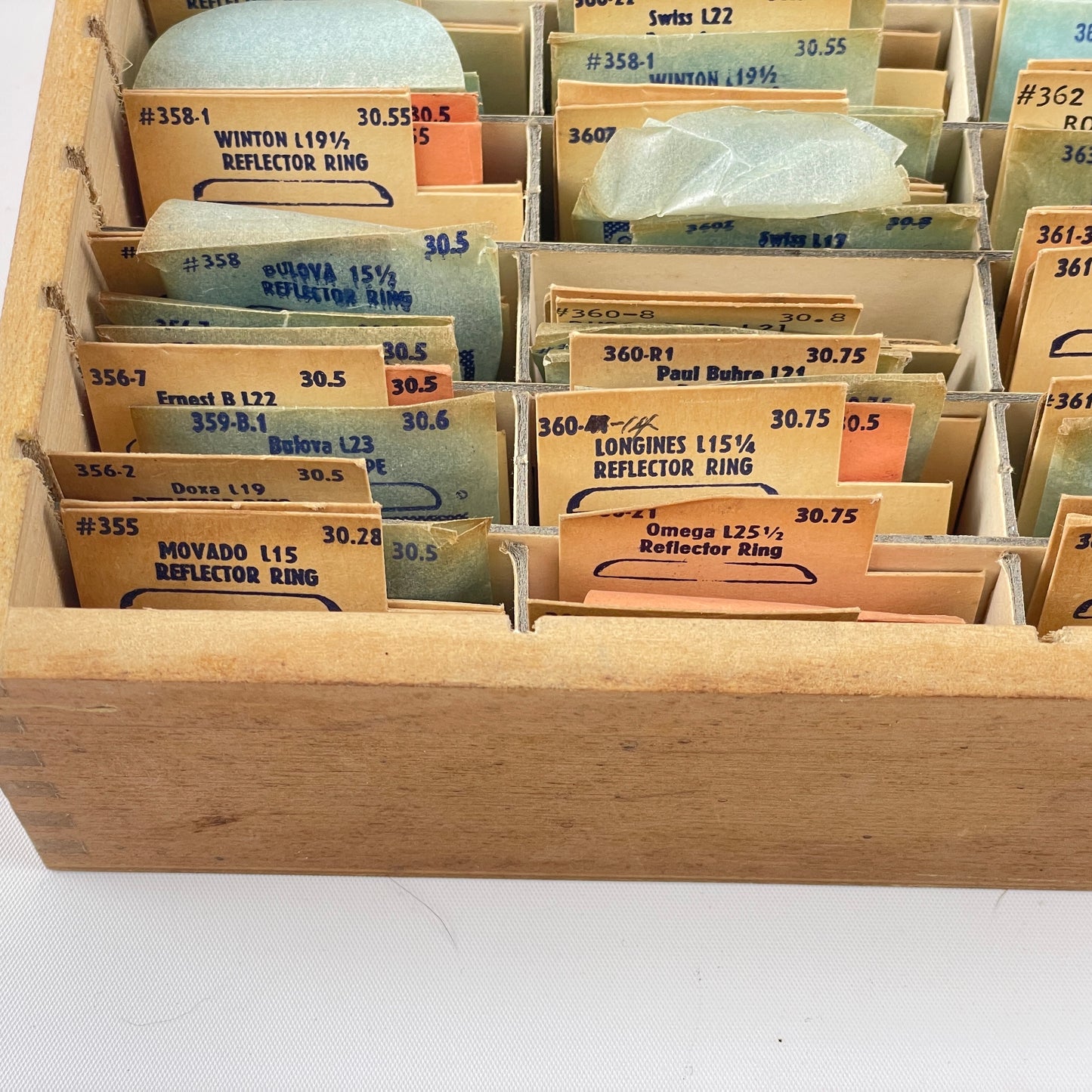 Lot 101- Watchmakers Assortment of Crystals