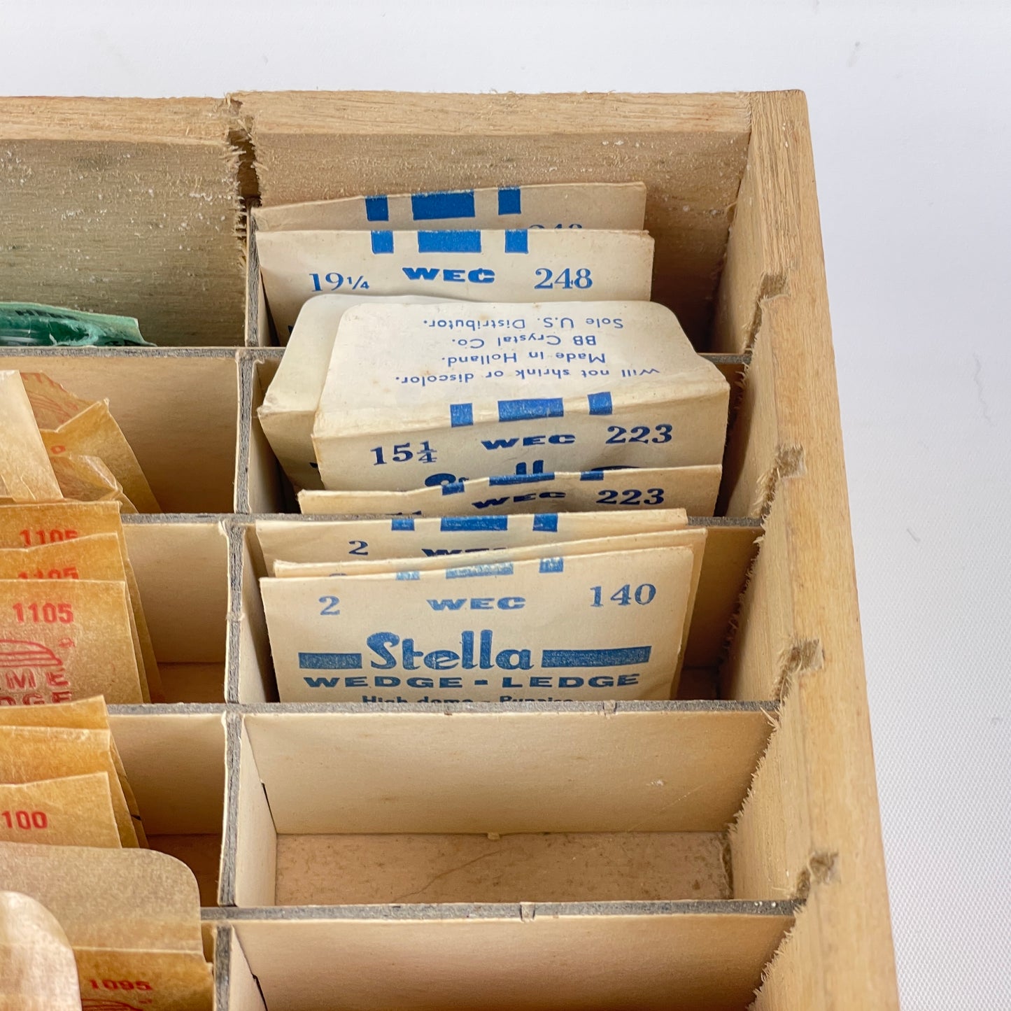 Lot 101- Watchmakers Assortment of Crystals