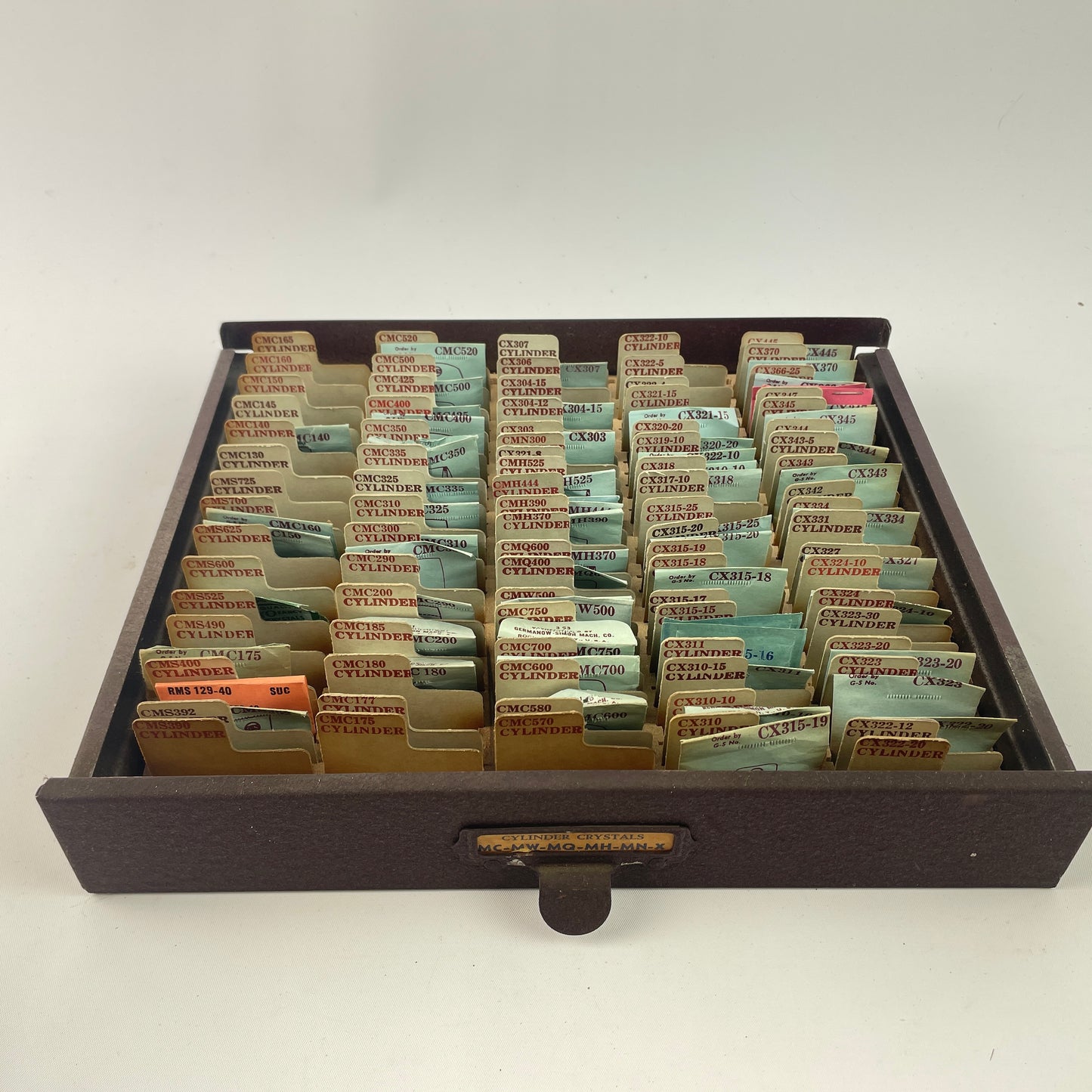 Lot 122- CMS, CMC, CMH, CMQ, CX Crystal Tray
