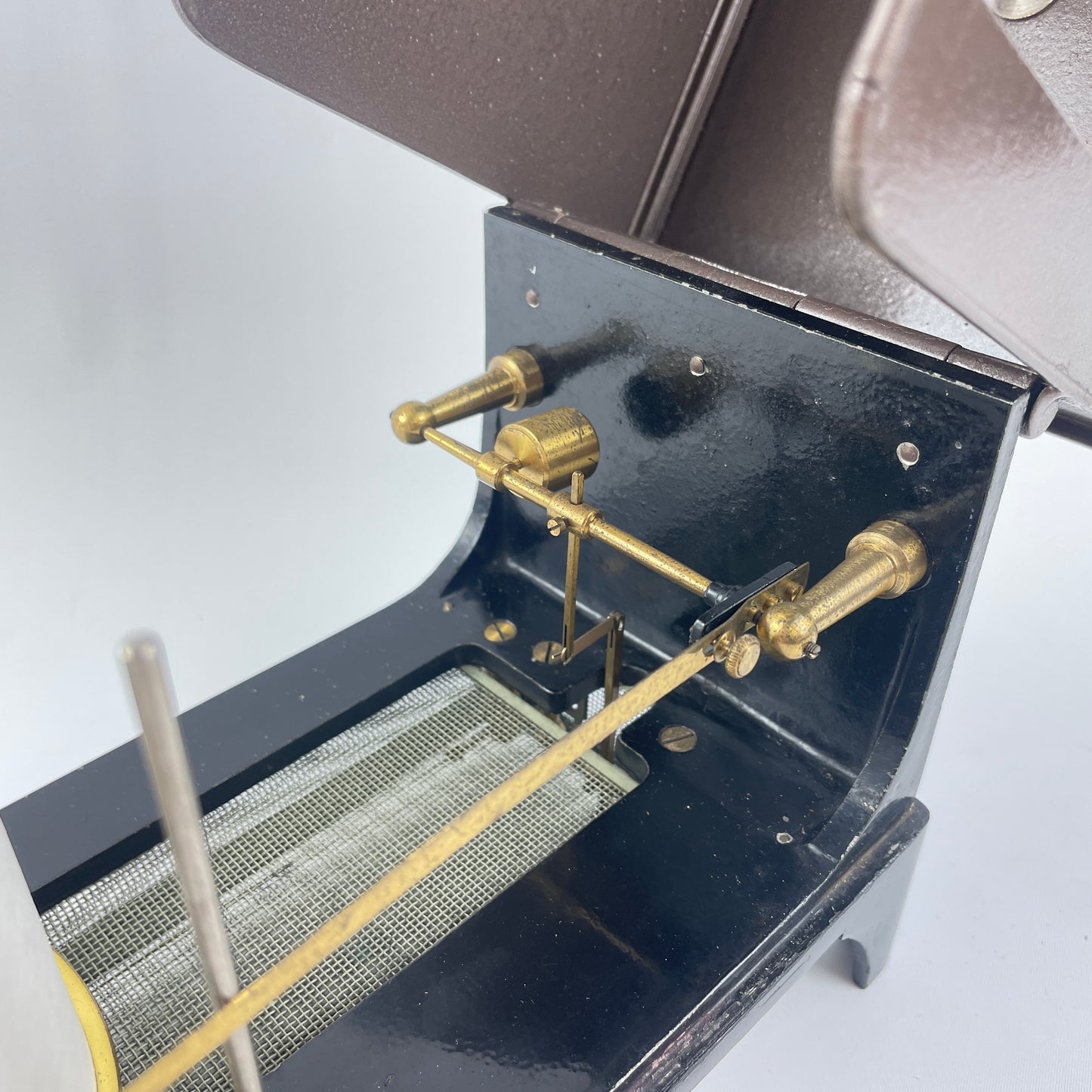 Lot 114- Vintage German 8-Day 12 Jewel Humidity Recorder