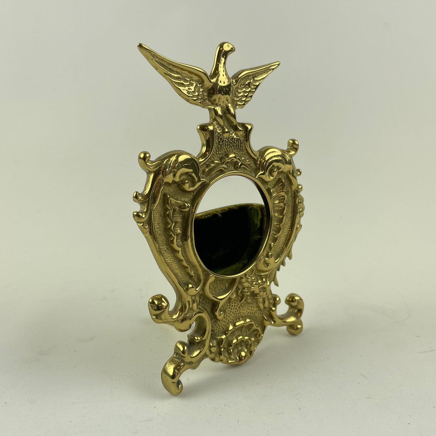 Mar Lot 47- Brass Hutch for 12 & 16 Size Pocket Watches
