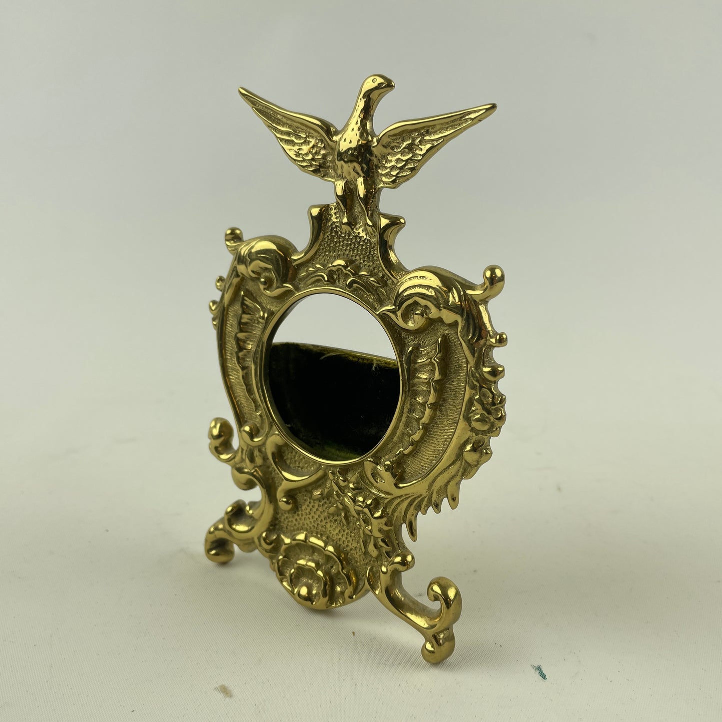 Mar Lot 47- Brass Hutch for 12 & 16 Size Pocket Watches