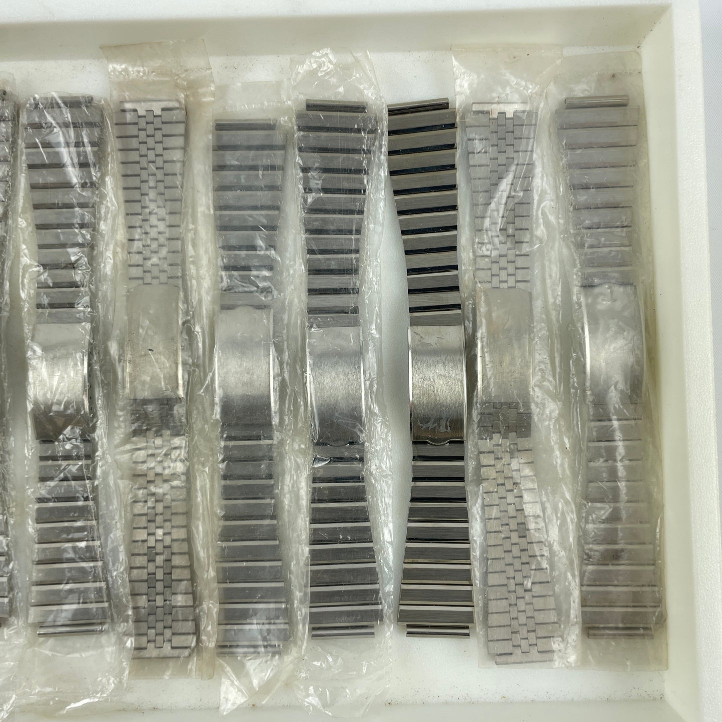 Mar Lot 19- Stainless Steel Men’s Wristwatch Bands