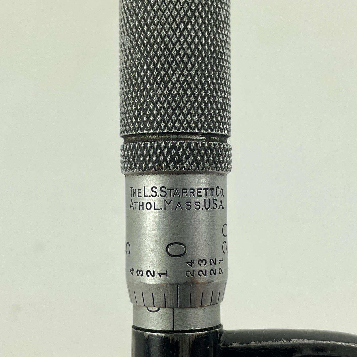 Mar Lot 32- Starrett No.436-1in Micrometer