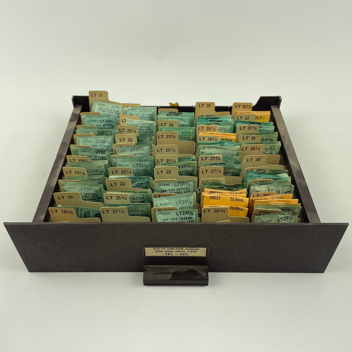 Mar Lot 102- LT "Lok-Tite" Crystal Tray 4