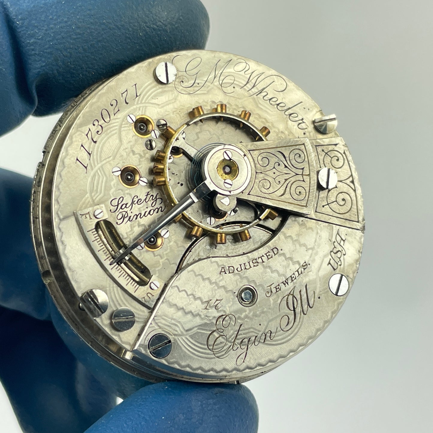 Lot 113- Elgin 18 Size 15 Jewel Nickel Open Face Pocket Watch Movement