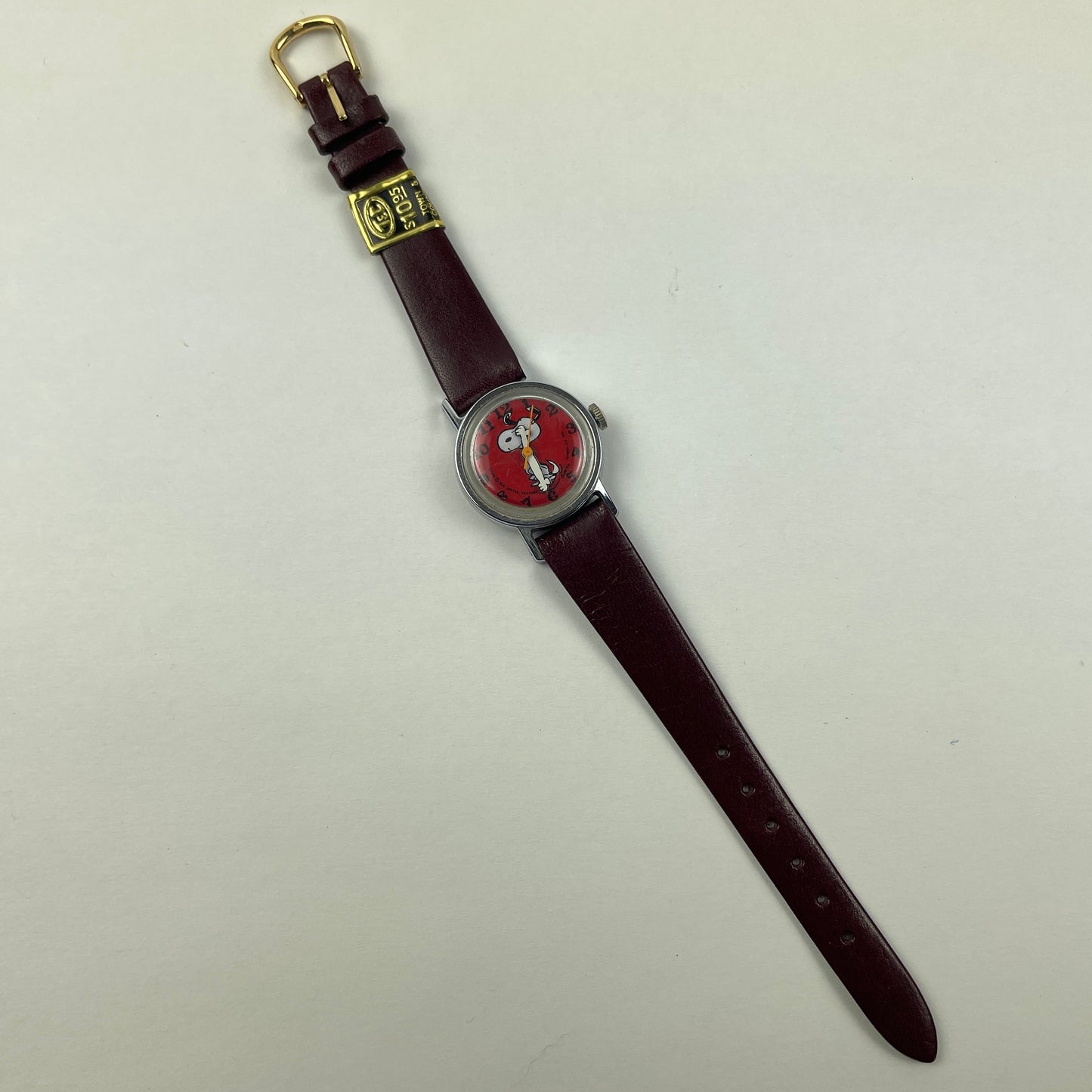 Apr Lot 116- United Features Vintage Mechanical “SNOOPY” Wristwatch