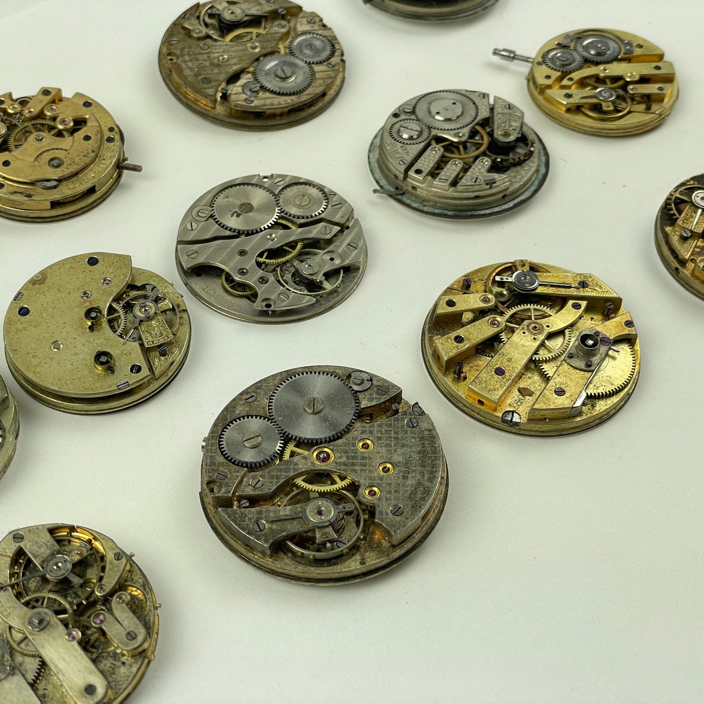 Apr Lot 100- Swiss & American Nickel & Gilt Pocket Watch Movements